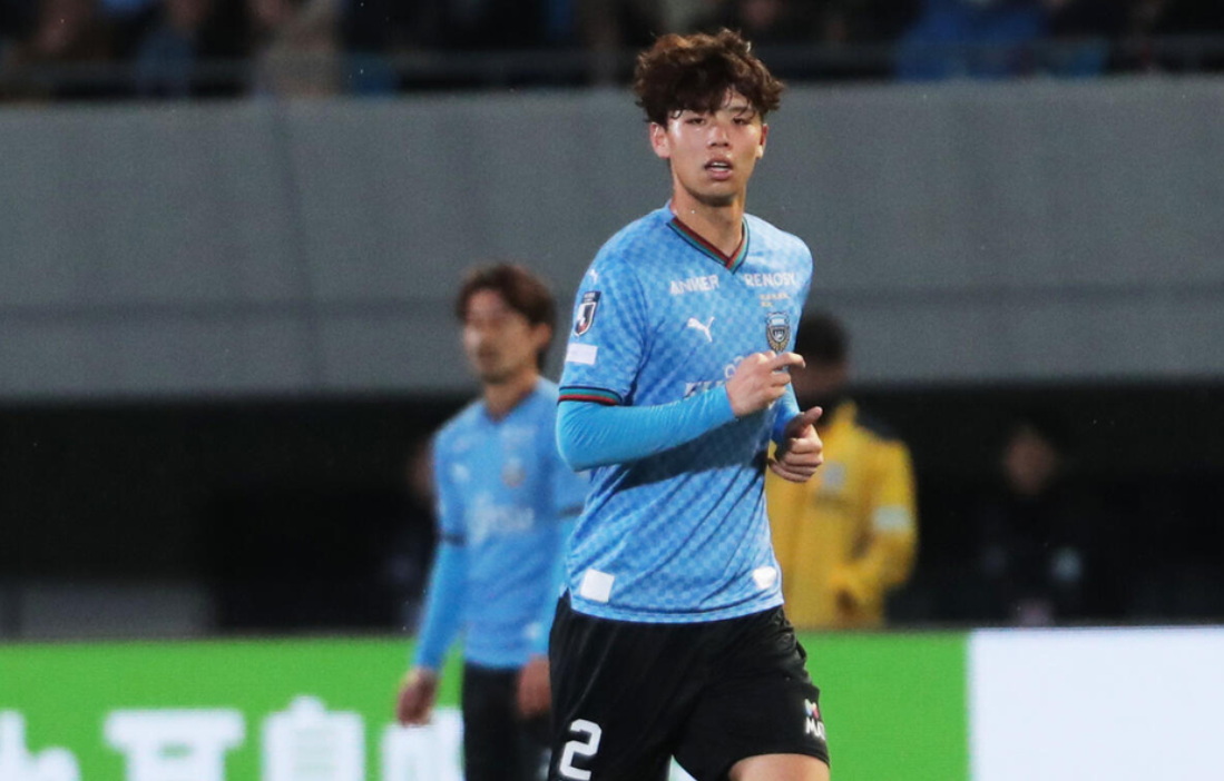 한국 일본 축구, 아시아의 라이벌전에서 펼쳐지는 새로운 역사와 열정의 순간들