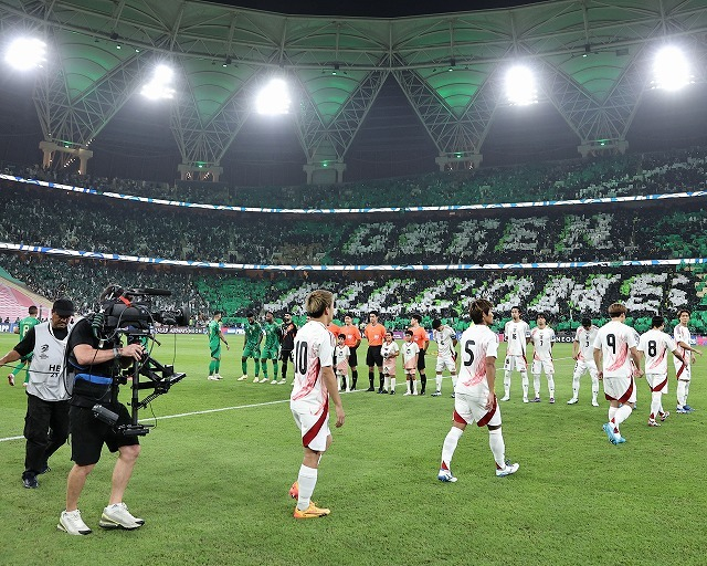 네이버 스포츠 해외 축구, 유럽 리그 최신 소식과 경기 하이라이트 전격 공개!